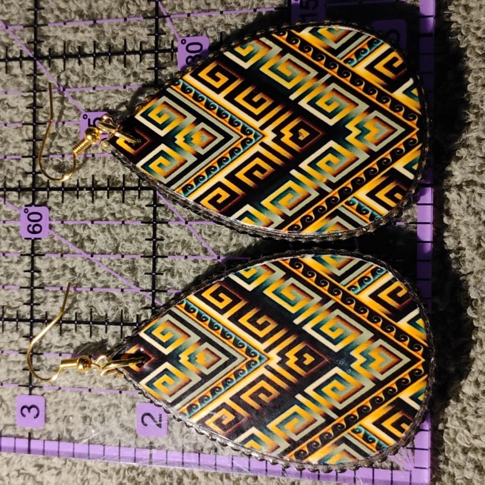 Geometric Gold and Black Teardrop Earrings - Picture 3 of 3